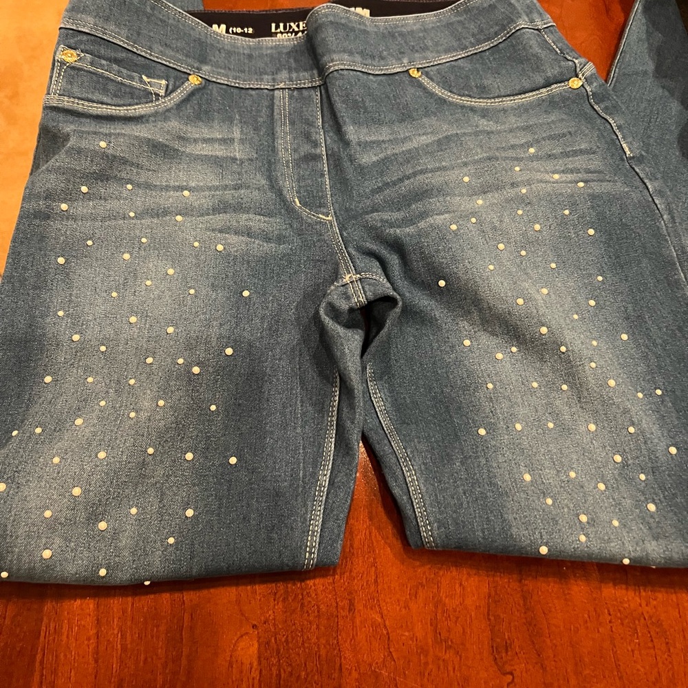 Women's Nygard Blue Denim Jegging Jeans with Pearl Accents